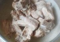 白菜年糕烩排骨的做法 步骤5