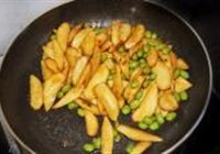 茭白炒毛豆籽的做法 步骤14