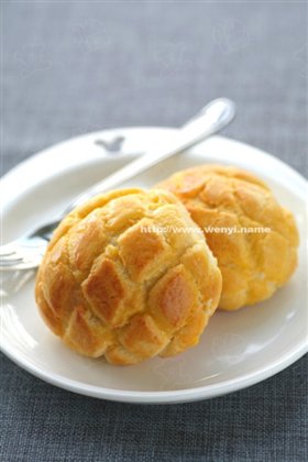 菠萝包