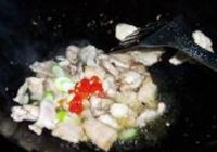 血豆腐肉片炒青蒜的做法 步骤6