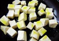 香菇烧豆腐的做法 步骤4