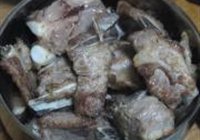 蒜香红烧排骨的做法 步骤4