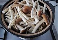茶树菇牛骨煲的做法 步骤9