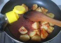 腐乳土豆的做法 步骤5
