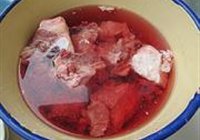 茶树菇牛骨煲的做法 步骤1