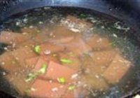 血豆腐肉片炒青蒜的做法 步骤4
