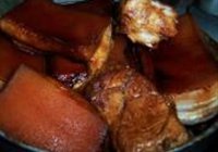 软绵的土豆扣肉的做法 步骤1