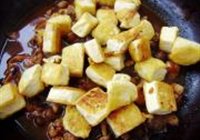 香菇烧豆腐的做法 步骤7