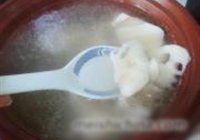 莲藕排骨汤的做法 步骤5