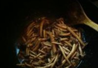 茶树菇炒肉片的做法 步骤11