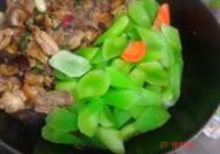 干锅莴笋鸡的做法 步骤9