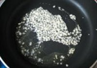 泡菜淋鸡腿的做法 步骤5
