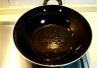 桃仁鸡丁的做法 步骤4