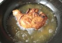泡菜淋鸡腿的做法 步骤3
