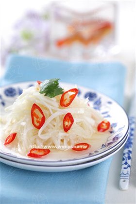 炝拌苤蓝丝