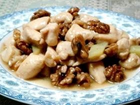 桃仁鸡丁