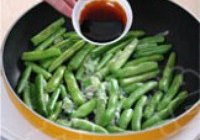 扁豆焖面的做法 步骤4