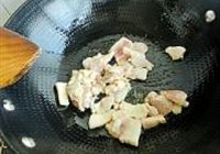 土豆烧肉的做法 步骤3