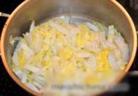 大白菜蛋饺粉丝汤的做法 步骤1