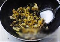 酸菜鱼的做法 步骤5
