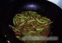 香辣干煸扁豆的做法 步骤8