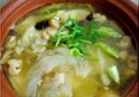 酸菜肥肠煲的做法 步骤14