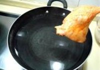 蒜香脆皮鸭腿的做法 步骤6
