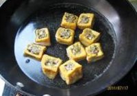 油豆腐酿肉汤煲的做法 步骤7