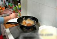 红烧狮子头的做法 步骤5