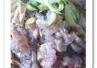 炸小鲫头鱼的做法 步骤3
