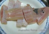 玉鳎烧萝卜的做法 步骤4
