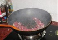 番茄炖牛肉的做法 步骤4
