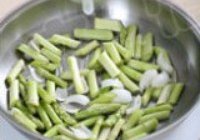 鸡汤鲜炒芦笋的做法 步骤7