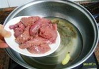 爆炒腰花的做法 步骤5