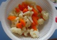 菜花鹌鹑蛋的做法 步骤6