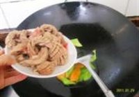 爆炒腰花的做法 步骤7