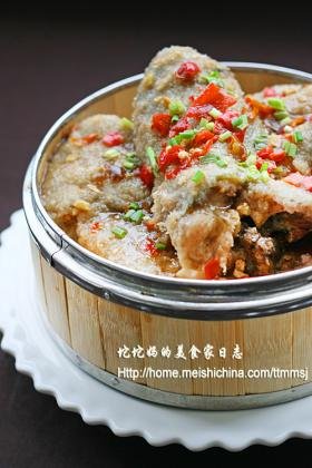 剁椒粉蒸鲶鱼
