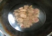 芋头红烧猪尾的做法 步骤4