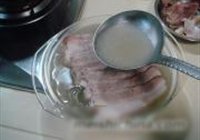 酸菜粉条汆白肉的做法 步骤8