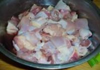 川味烧鸡块的做法 步骤1