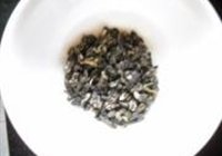 地菜花煮鸡蛋的做法 步骤3