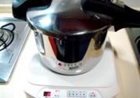 黄豆花生煲猪脚的做法 步骤10