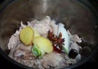酸菜粉丝白肉的做法 步骤6