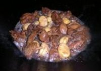红烧栗子鸡的做法 步骤9