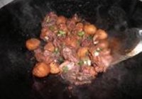 红烧栗子鸡的做法 步骤10