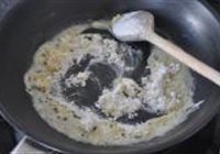 芦笋蘑菇滑鸡饭的做法 步骤8