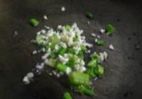 西芹豆腐炒肉的做法 步骤8