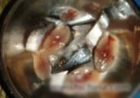 鲅鱼炖豆腐的做法 步骤3
