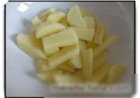 油豆角干土豆烧肉的做法 步骤4