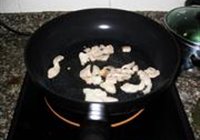 腐竹炒木耳的做法 步骤9